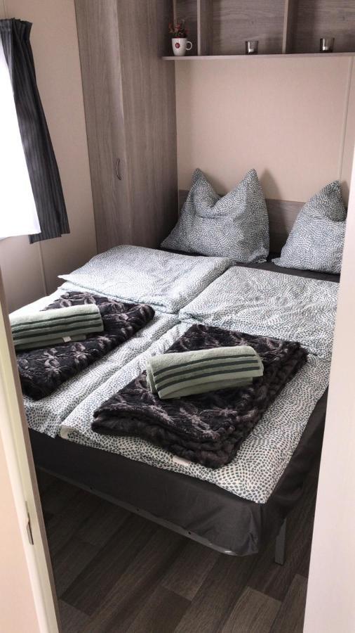 Luxe Chalet Op Camping Duindoorn, Ijmuiden Aan Zee, In De Buurt Van F1 Circuit Zandvoort En Bloemendaal Op Loopafstand Strand Exteriör bild
